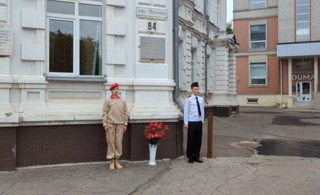 На особняк Полушина в Иванове вернулась отреставрированная мемориальная доска